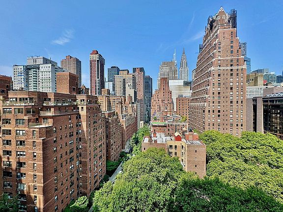 2nd image of 25 Tudor City Pl APT 1320