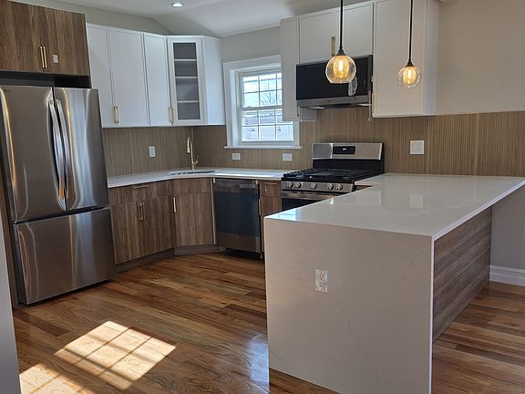 3rd image of 133-23 146th St #2