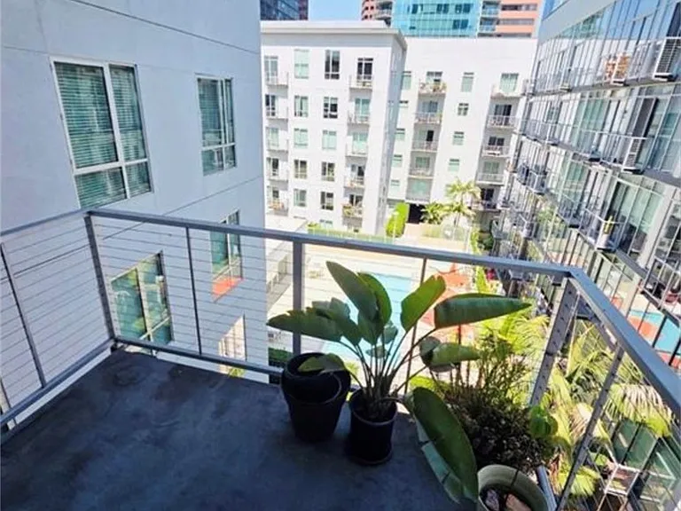 645 W 9th St #632 — Photo 10