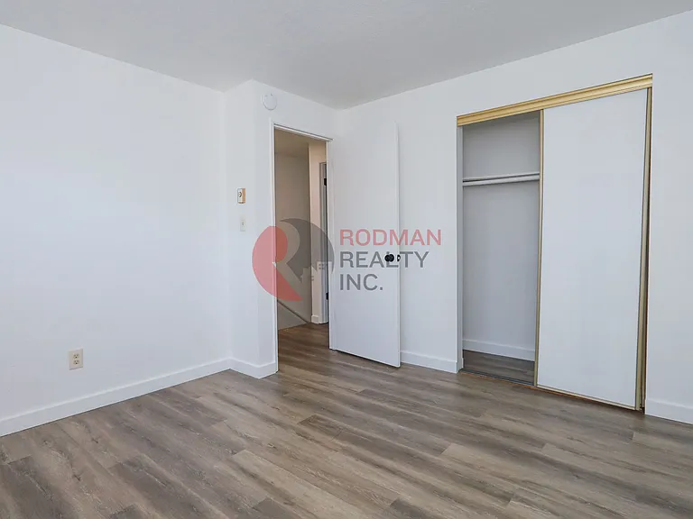 890 Dougherty Dr NE — Photo 7