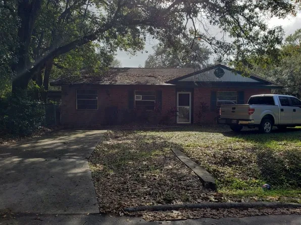 3701 E Crenshaw St, Tampa, FL 33604