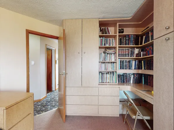 3851 Laurel Avenue image 19 of 23