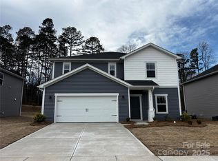 1413 Windy Park Dr, Stanley, NC 28164