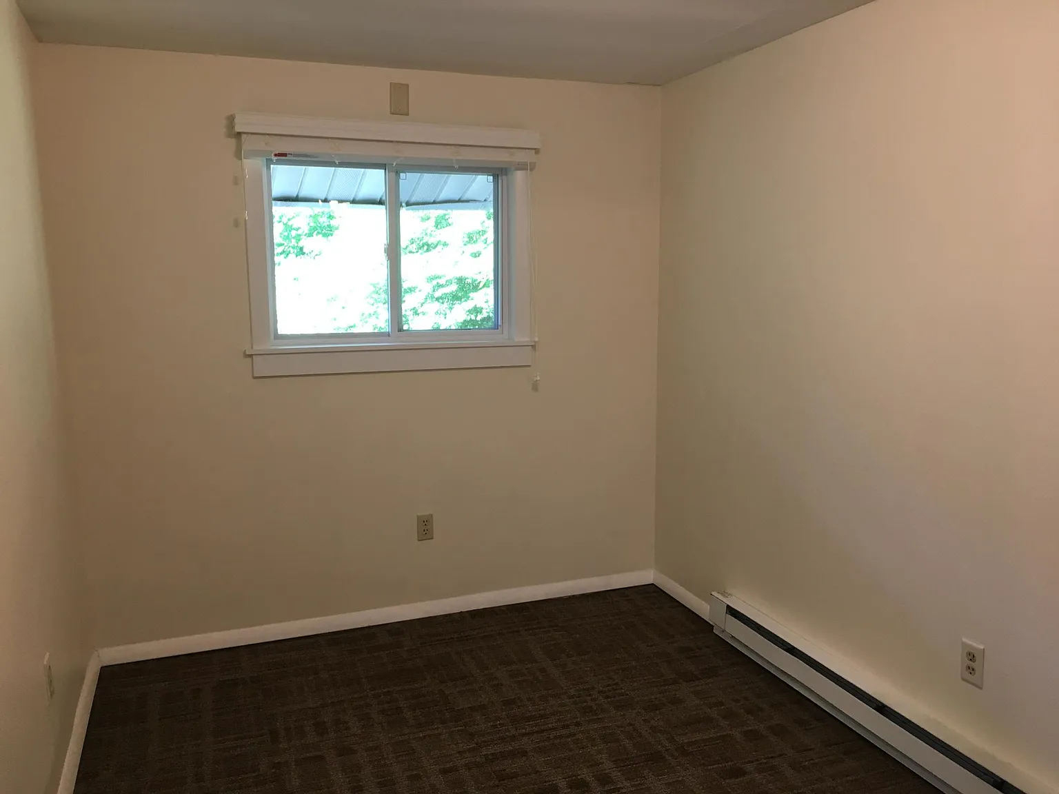 1 bed, 440 sqft, $1,350 — Photo 2
