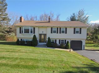 14 Settler Cir, Windsor, CT 06095