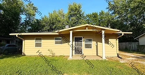 3120 Falcon Dr Photo 1