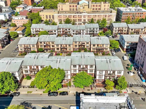 827 E 161st Street #B, Bronx, NY 10459