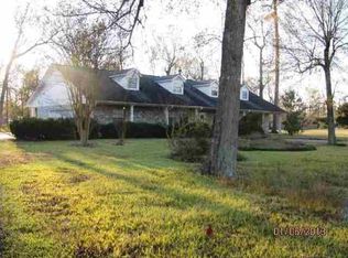 6105 Hazelwood, Orange, TX 77632