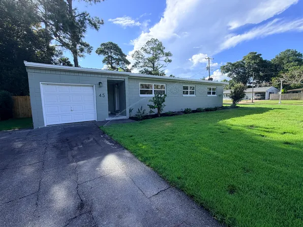 45 Laurie Dr NE, Fort Walton Beach, FL 32548