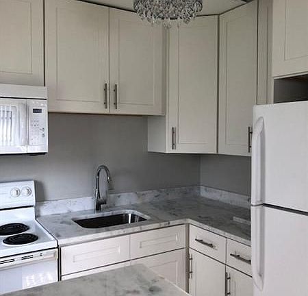 5th image of 4511 NE 21st Ave APT 7