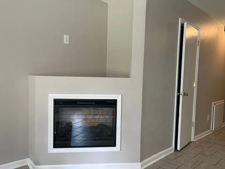 205 Plantation Rd — Photo 3
