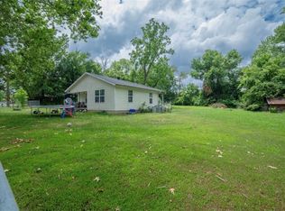 1706 N C St, Rogers, AR 72756
