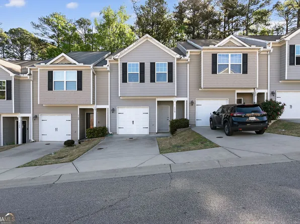 1110 Highwood Ln, East Point, GA 30344