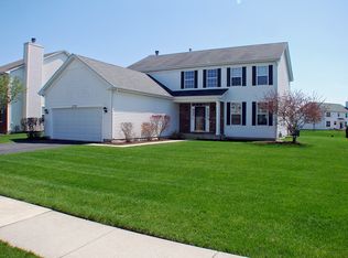 259 W Olmsted Ln, Round Lake, IL 60073