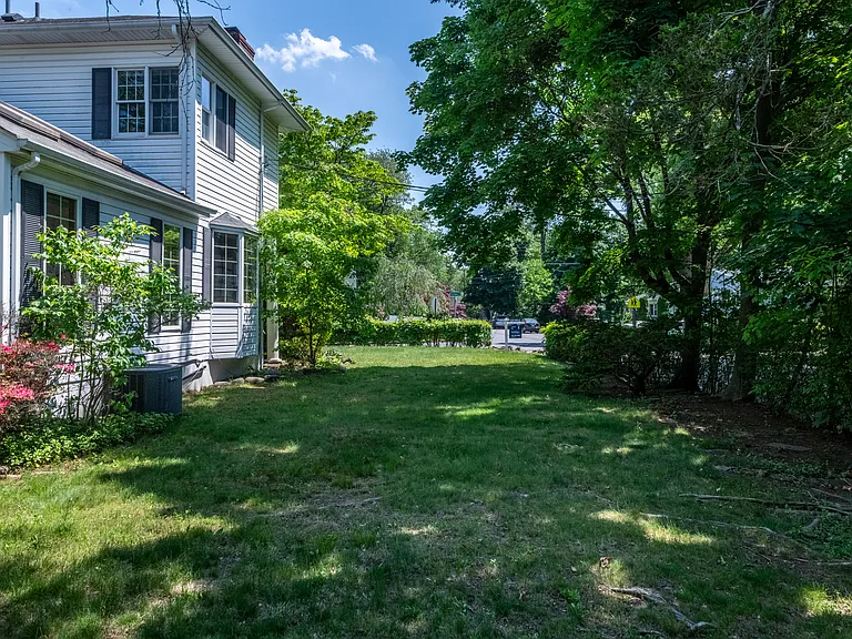 177 Puritan Dr — Photo 37
