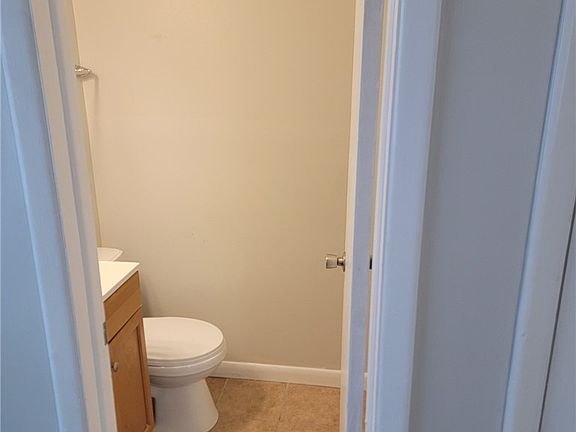 5th image of 1403 Morrison Ave