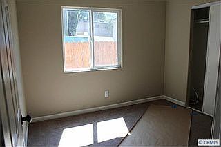 4th image of 367 Leslie Way