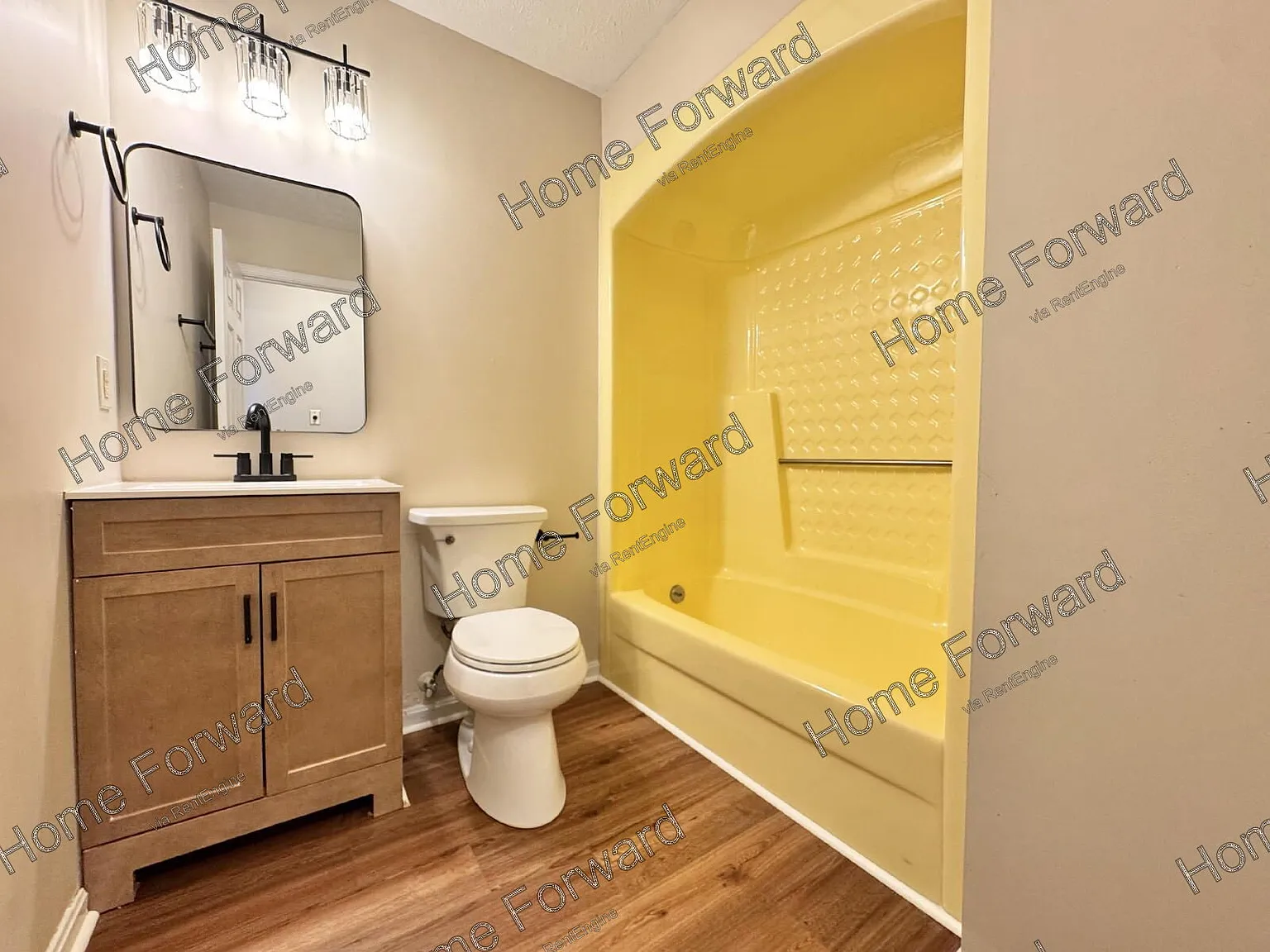 3 bed, 2.0 bath, $1,900 — Photo 4