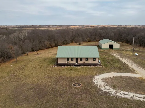 6074 278th Rd, Circleville, KS 66416