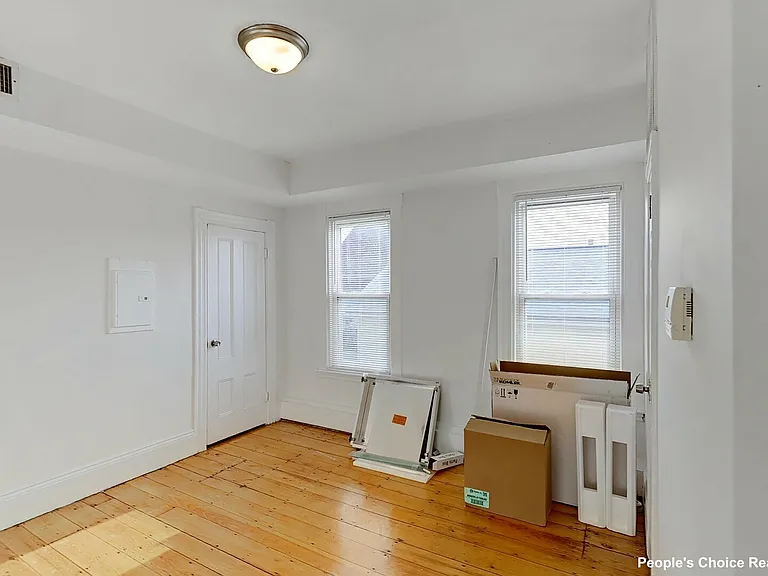 15 Vinal Ave #2B — Photo 11