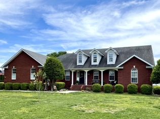 446 Favre Cir, Winchester, TN 37398