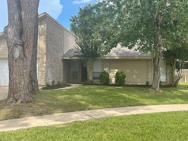 3807 Lamplighter Cir — Photo 2