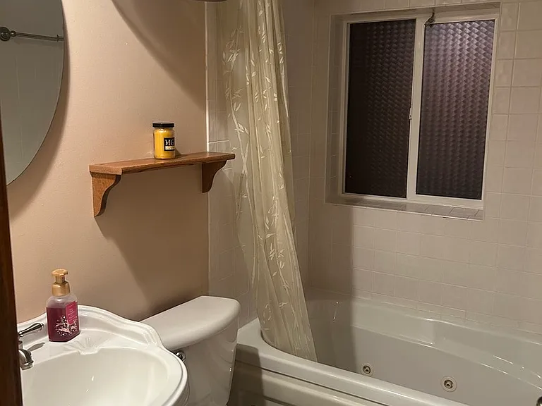 527 Springwood Ln — Photo 17