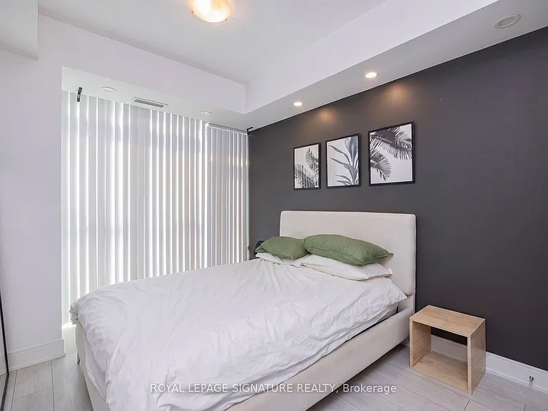 525 Adelaide St W #1534 — Photo 8