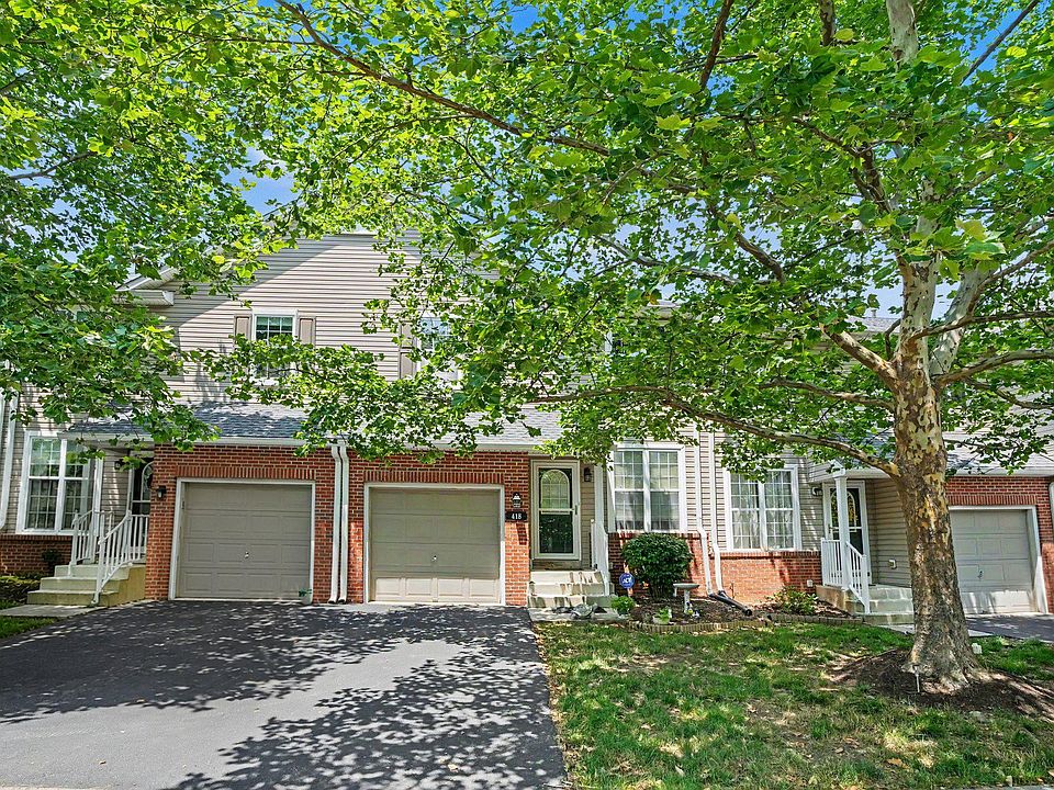 1st image of 418 Nottingham Ln