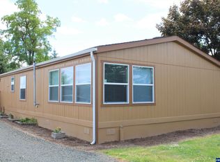 930 Diamond Hill Rd, Harrisburg, OR 97446