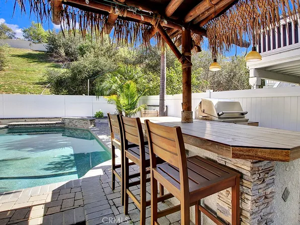 39 Tomahawk St, Coto De Caza, CA 92679