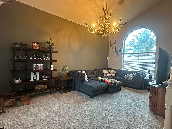3rd image of 10894 W Alex Ave