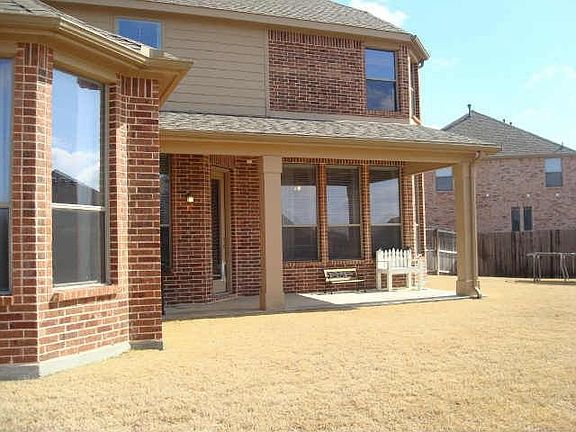 4th image of 315 Amis Ct