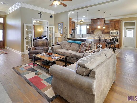 4th image of 12387 Legacy Hills Dr