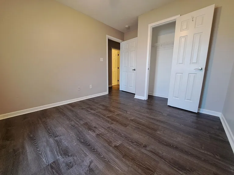 112 Norwich Cv — Photo 6