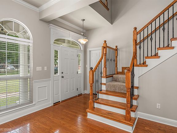 3rd image of 110 Dogwood South Ln