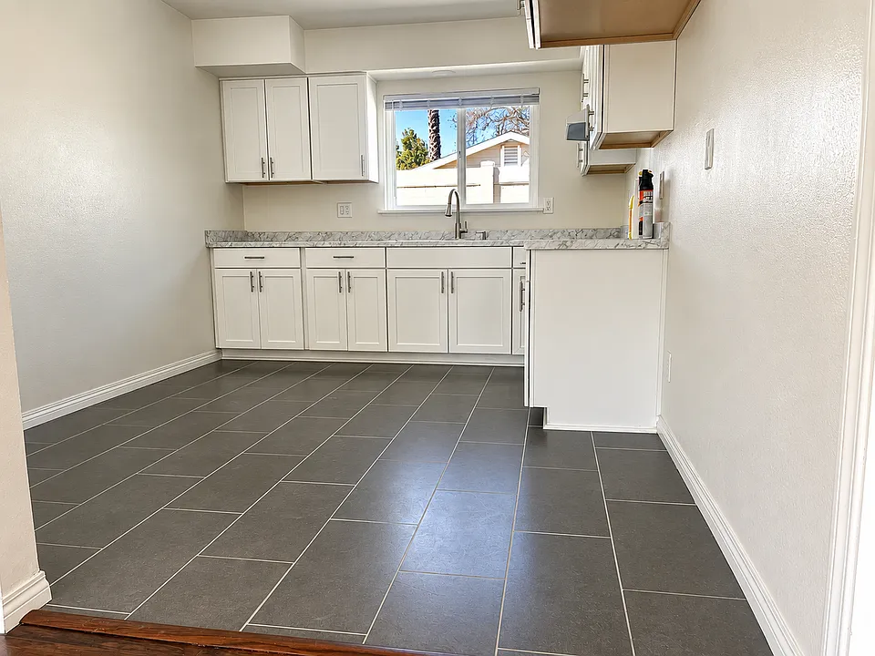 626 Acacia Rd