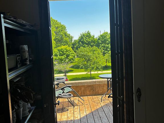 5th image of 1346 N Kedzie Ave