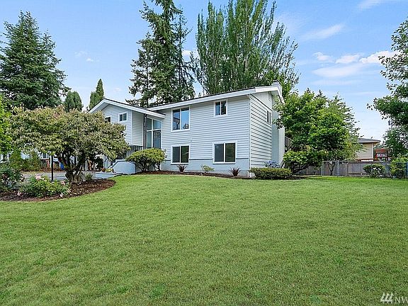 3rd image of 2112 N 187th St