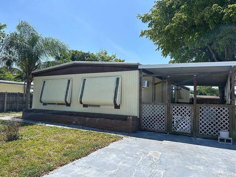 11970 N Branch Rd — Photo 5