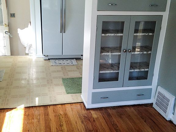 2nd image of 9615 Evergreen Ave