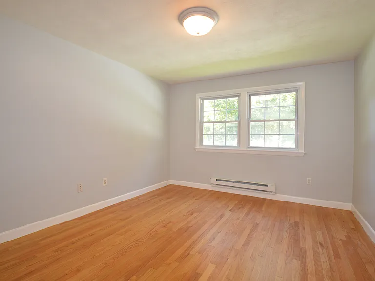 18 Austin Ct #D — Photo 11