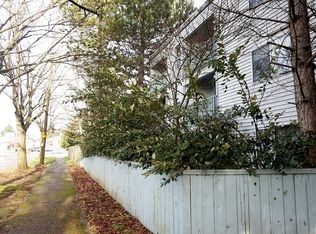 9010 Henderson Pl SW APT 201, Seattle, WA 98106