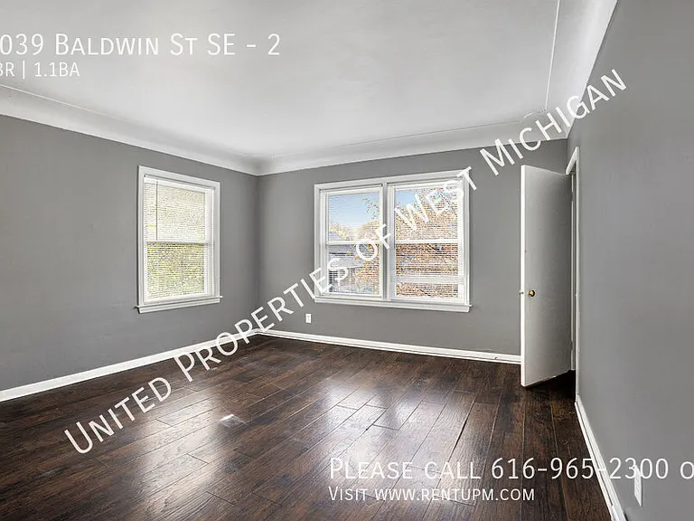1039 Baldwin St SE #2 — Photo 2