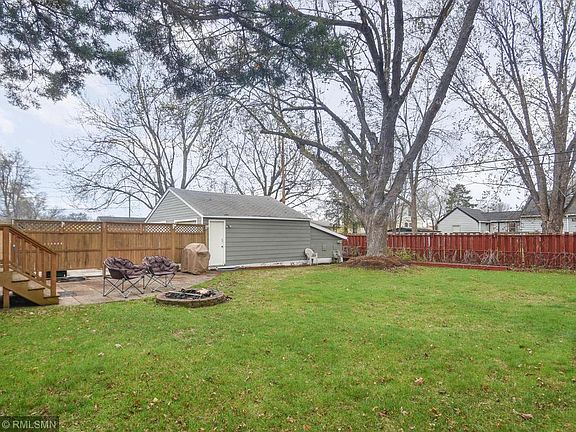 4th image of 6713 Ewing Ave N