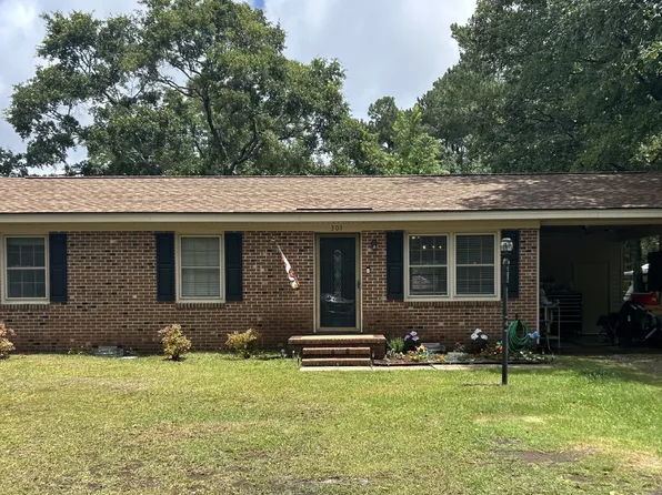 301 Lagrange St, La Grange, NC 28551
