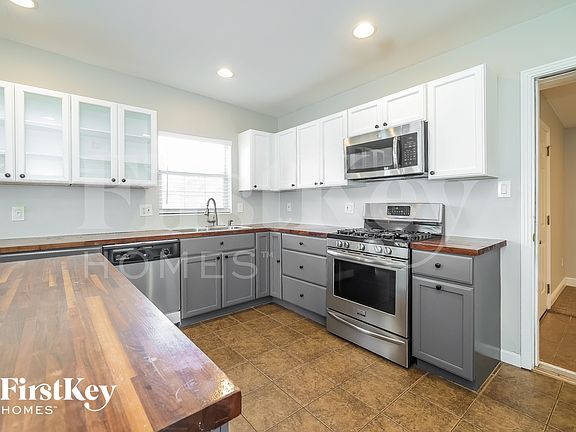 5th image of 1501 Berwyn Rd