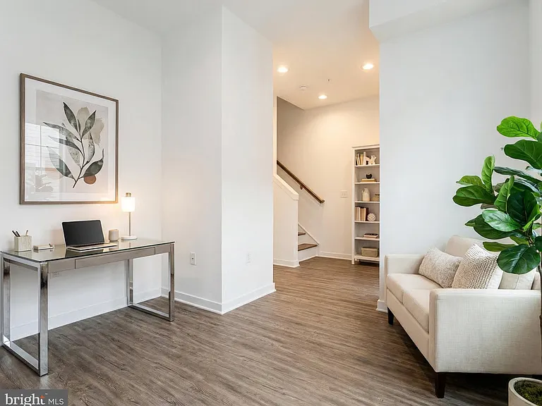 3121 Beach View Ln #A — Photo 2