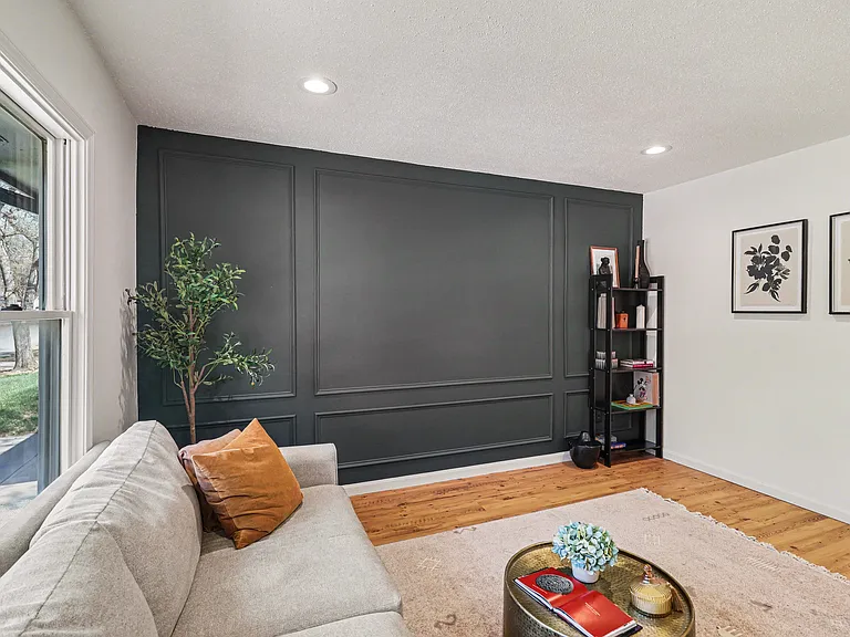 11939 Smalley Ave — Photo 26