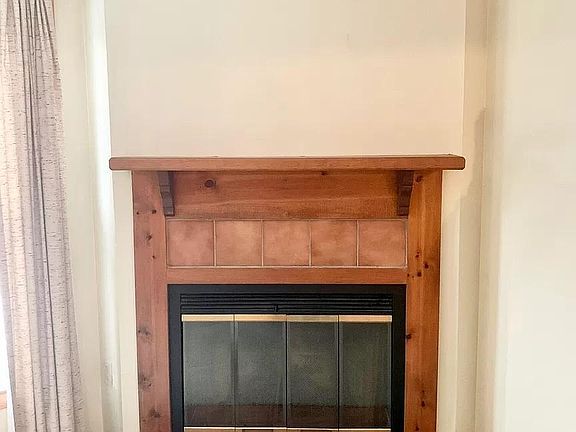 4th image of 14 Lexington Dr